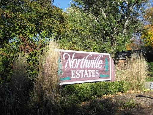 Northville Estates subdivision entrance sign in Northville, Michigan